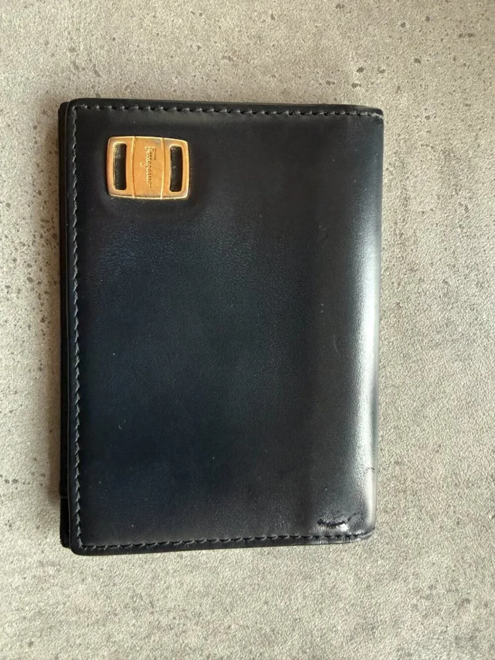 Ferragamo Gancini Leather Bifold Wallet Black Gold Logo Made in Italy - Picture 2 of 5